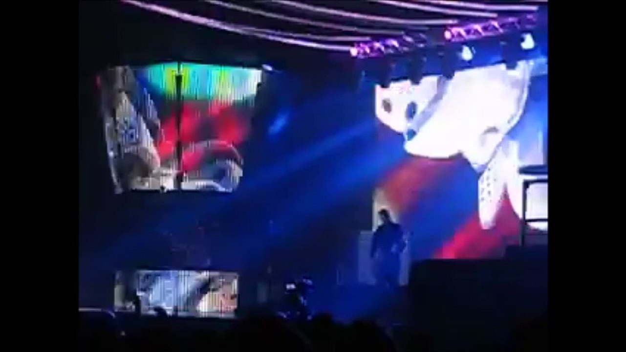 Muse - Supermassive Black Hole, Bordeaux Patinoire Meriadeck, 10/31/2006