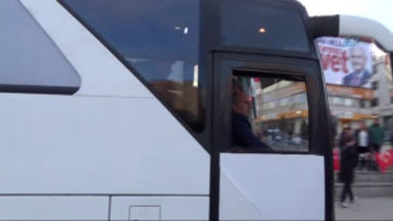 Muharrem İnce, "İster Evet Verin İster Hayır. Ama Bilerek, Okuyarak, Anlayarak Oy Verin"