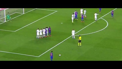 Neymar Falta - Barcelona 4 x 1 PSG