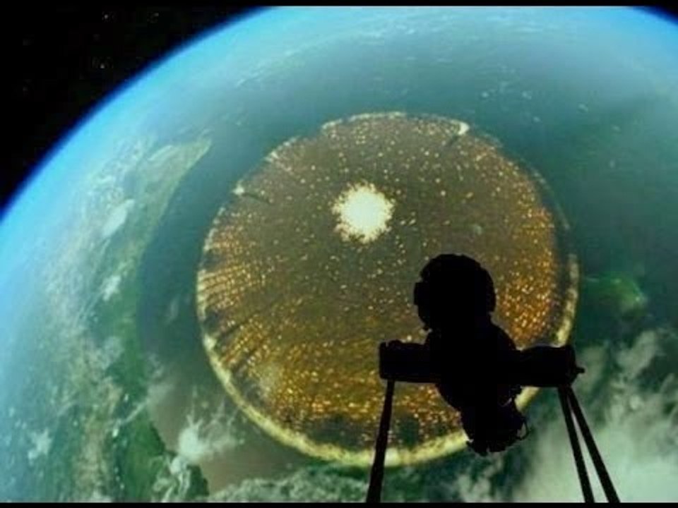 No crees en extraterrestres?, mira esto! Ovnis captados por la Nasa