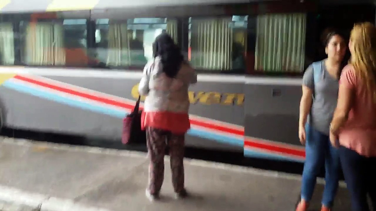 Bloopers en la llegada.