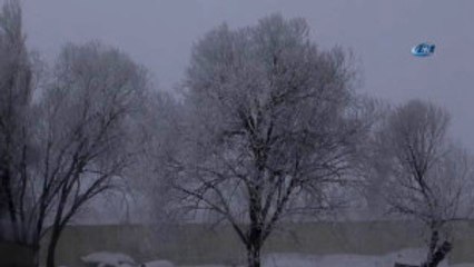 Soğuk Hava ve Karla Gelen Kartpostallık Görüntüler