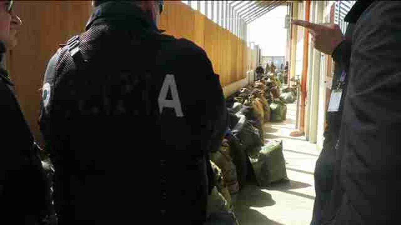 Pozzallo: playas limpias y aduana migratoria en el sureste de Sicilia