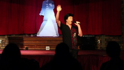 Nick Perkins sings 'My Way' Elvis Week 2016