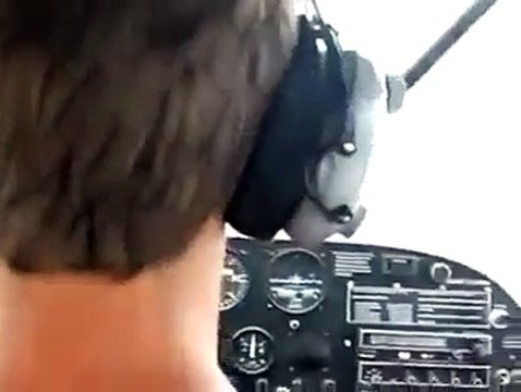 Airplane Prank - Pilot pretends to faint!