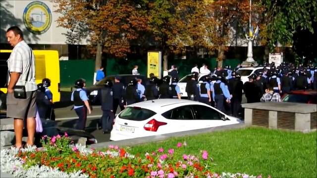 15/16 C3 Zorya Luhansk - Legia Warszawa Dynamo Kiev Hooligans vs Legia Fans