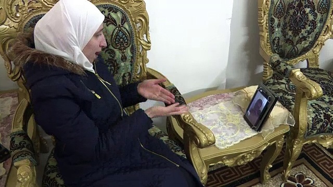 En Syrie, les sourds-muets apprennent le langage de la guerre