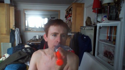 Wiwi égratigne "le bon chemin" d'Hayce Lemsi & Volts Face