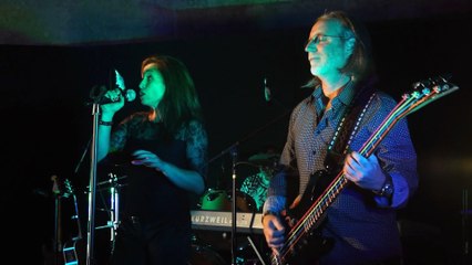 "Black and white" du groupe Black Beauty