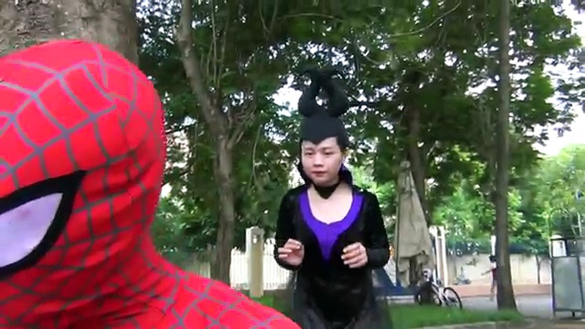 ⁣Рок-группа SpIDer Girl Vs Харли Квинн Funny Sick prank spiderman vs vs Doctor Frozen Elsa and Fraz