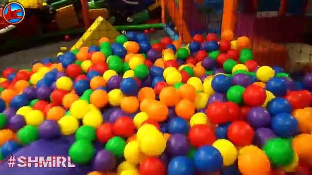 Frozen Elsa vs Spiderman Seasickness Frozen Elsa and Spider man - Funny Superheroes in Rea