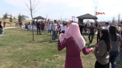 Tokat Sınav Heyecanını Halay Çekerek Attılar