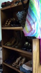 Un SDF vit "confortablement" sous un pont