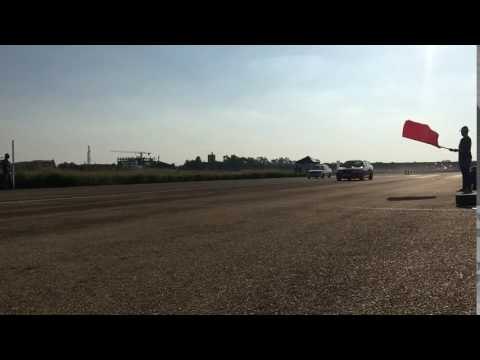 Vroom Drag Race 2016 | Jakkur, Bangalore | Cars 7 - DriveSpark