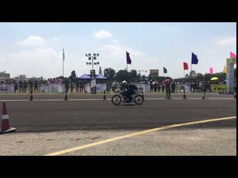Vroom Drag Race 2016 | Jakkur, Bangalore | Bikes 4 - DriveSpark