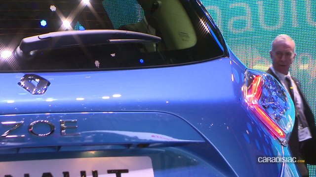 Renault Zoé ZE40 vs Opel Ampera-e, le duel électrisant - en direct du Salon de Genève 2017
