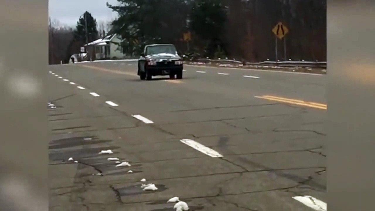 Passer la marche à arrière à 60 kmh ! Mauvaise idée...