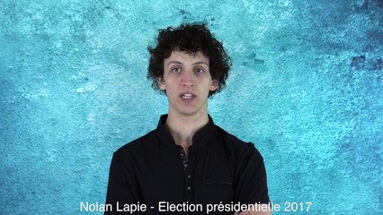 Celui qui a giflé Valls annonce sa candidature aux élections présidentielles
