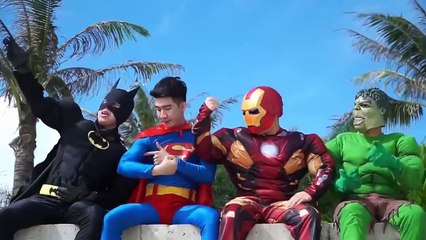 Spiderman Frozen Elsa BIKINI #16 Pirates Maleficent save Snow White Superhero In Real Life