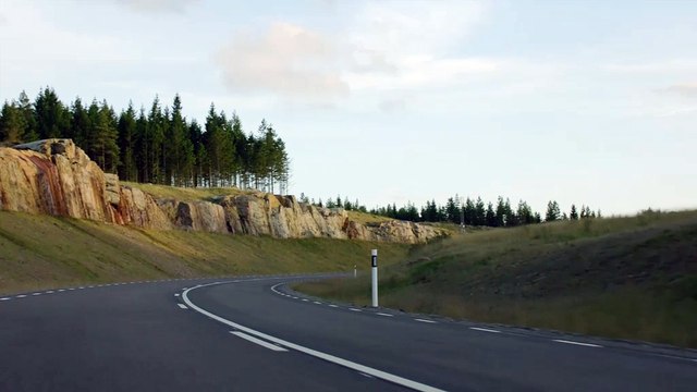 Le SUV premium Volvo XC60 arbore des lignes athlétiques sculptées