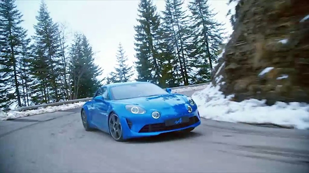 Le coupé deux places à moteur central arrière Alpine A110 reprend la piste
