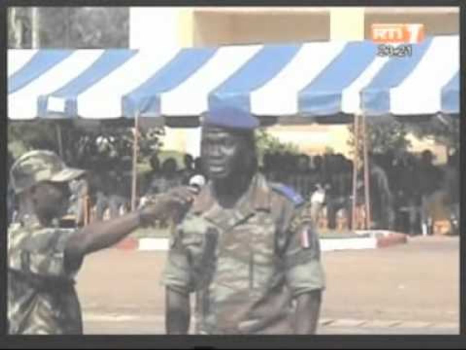 Installation du chefs de corps de la 2e région militaire et du 2e bataillon d'infanterie