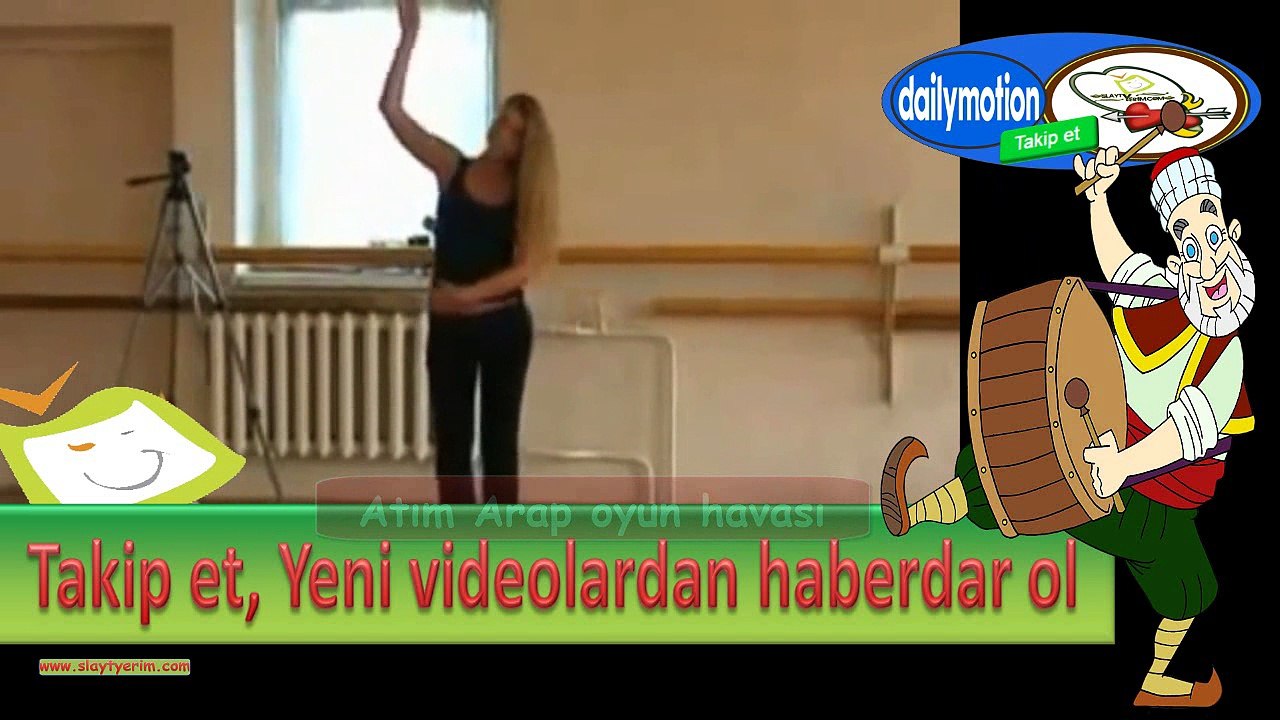 Atım Arap oyun havası ile oynayan kız