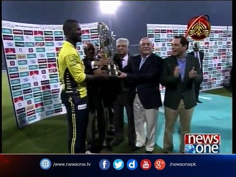 CM Khattak faces Imran Khan ire over Zalmi prize announcement