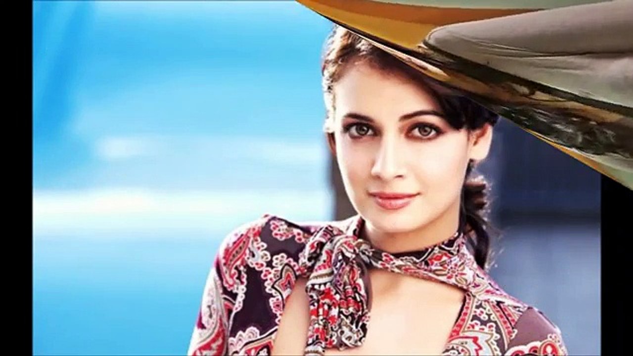 Top 10 Most Beautiful Bollywood Actresses in 2015