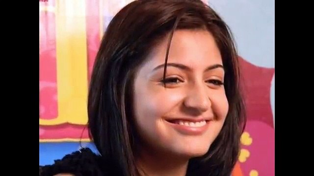 10 Bollywood Celebrities Who Look Beautiful Without Makeup