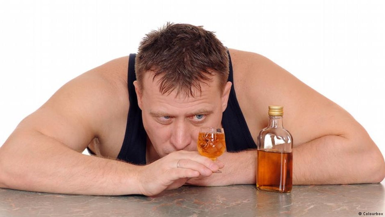 Os danos que o álcool causa ao corpo