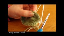 How to crochet baby sneakers / booties / shoes