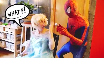 Spiderbaby & HulkBaby Epic Fart vs Spiderman & Pink Spidergirl!! Superheroes FREAK! Fun Mo