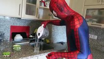 Человек-паук против Венома в реальной жизни Супергеройское кино