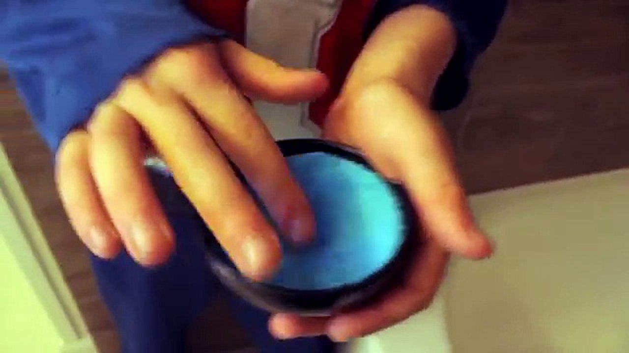 SPIDERMAN SLIME BATH & GELLI BAFF vs FROZEN ELSA w/ GREEN Spiderman vs Joker POO Colored B