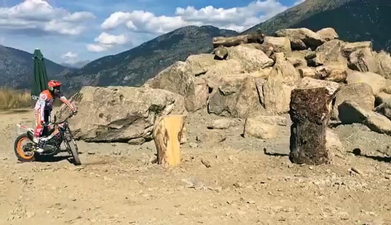 Amazing Bike Stunt