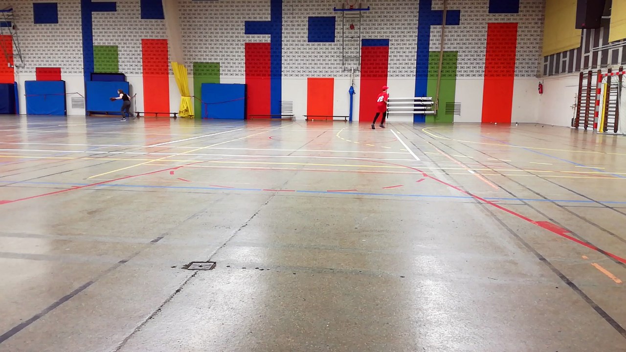 Entraînement au bâton ! Savoir diriger sa balle
