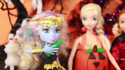 HALLOWEEN PRANK Barbie Frozen Monster High Doll Parody Play-Doh Halloween Costumes DIY KIDS Trick-iul9l4C2V