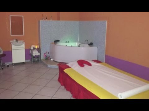 Firenze - Prostituzione, sequestrato centro massaggi cinese (09.03.17)