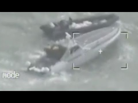 Molfetta (BA) - Albanesi arrestati dopo inseguimento in mare: 1,2 t. di marijuana (09.03.17)