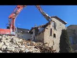 Amatrice (RI) - Terremoto, demolizione a Poggio Vitellino (22.02.17)