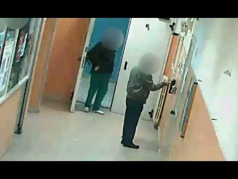 Napoli - Assenteismo all'ospedale Loreto Mare, 55 arresti (24.02.17)