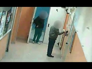 Napoli - Assenteismo all'ospedale Loreto Mare, 55 arresti (24.02.17)
