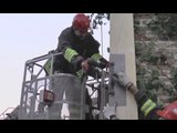 Sant'Angelo in Pontano (MC) - Terremoto, lavori per Torre Civica (17.02.17)