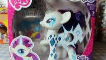 Hasbro - My Little Pony - Cutie Mark - Magic Glamour Glow Rarity Figure-7N1eq153i