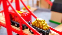 BRIO Toys BRIDGE DESTRUCTION! - Toy Cars & Trains Demo - Learn High & Low-1Sl-S