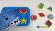 PET SHARK Eats Cookies Learn Shapes with Baking Cookies Toy Playset for Kids ABC Surprises-Ez