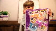 Fun Toys Eggs in Kinetic Foam-k