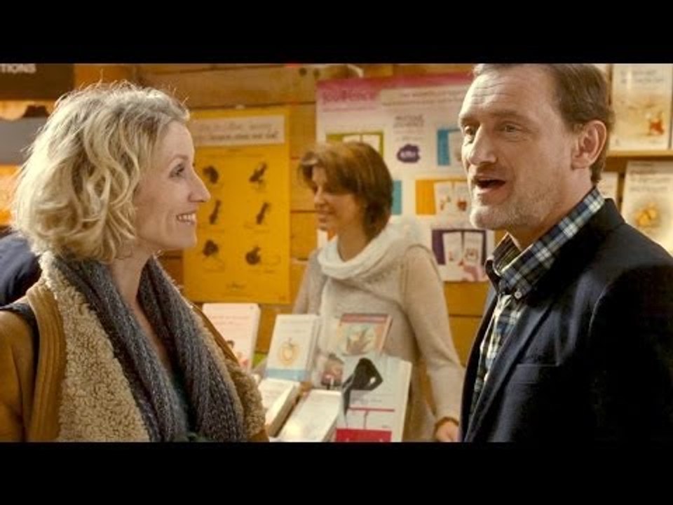 "Faut que j'arrête de faire de l'humour en fait" JAMAIS LE PREMIER SOIR Extrait # 5