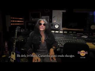 Aerosmith'in efsanevi solo gitaristi Joe Perry'den Türkiye'deki hayranlarına mesaj var!